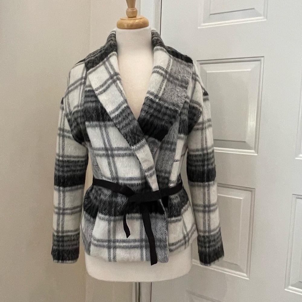 BB Dakota Wn's Size Small Black/White Wool Blend Plaid Jacket Retail $198